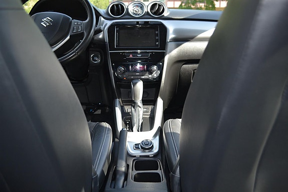 Suzuki Vitara 11 of 16