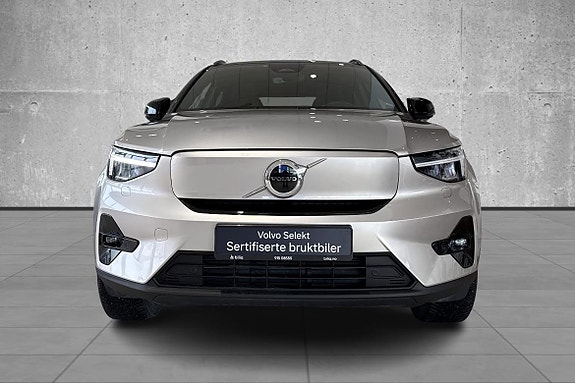 Volvo XC40 5 of 5