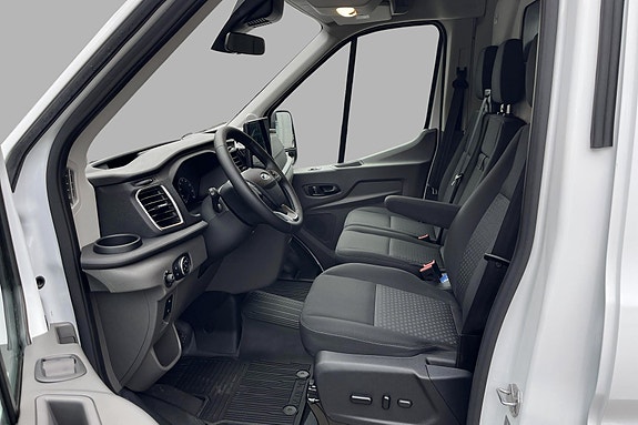 Ford Transit 7 of 15