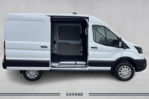 Ford Transit 3 of 5