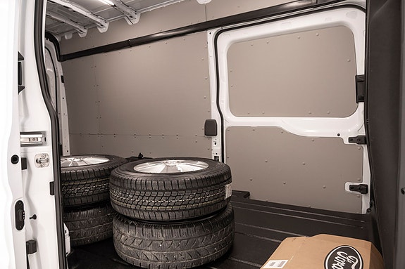 Ford Transit 25 of 30