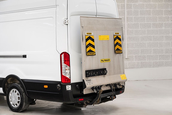 Ford Transit 7 of 30