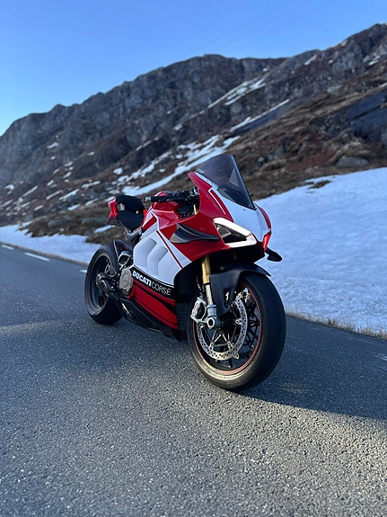 Ducati Panigale V4S 13 of 13
