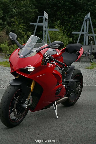 Ducati Panigale V4S 5 of 5