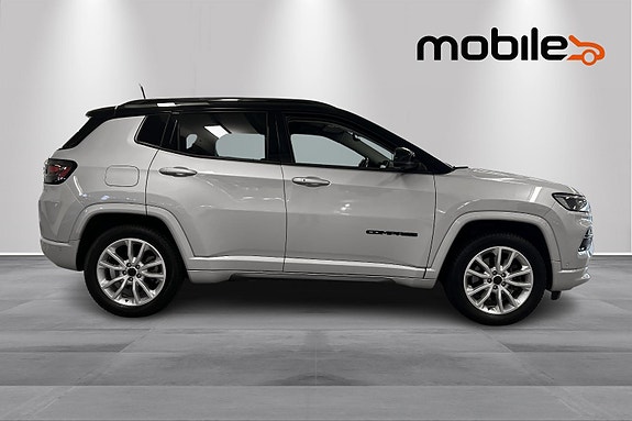 Jeep Compass 2 of 5
