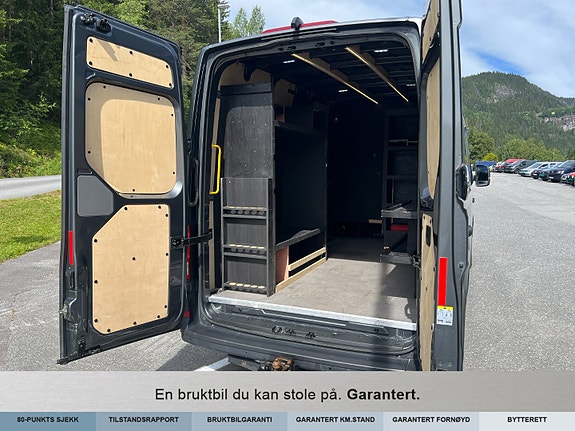 Volkswagen Crafter 6 of 23