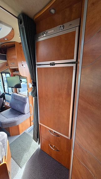 Carthago CHIC S-Pluss i51 - Enkle Senger, Solcellepanel, TV, Bakhjulstrekk, AC , Automat, Stekeovn, STOR garasje, Cruisekontroll, Godkjent Fukttest 29 of 30