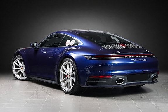 Porsche 911 Carrera 4S 2 of 5