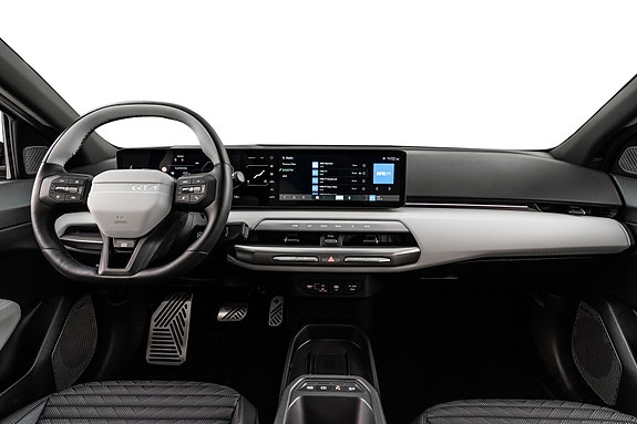 Kia EV4 22 of 27