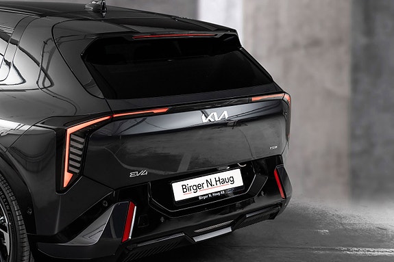Kia EV4 7 of 27