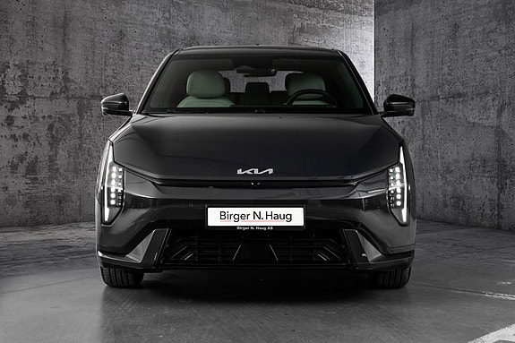 Kia EV4 4 of 27