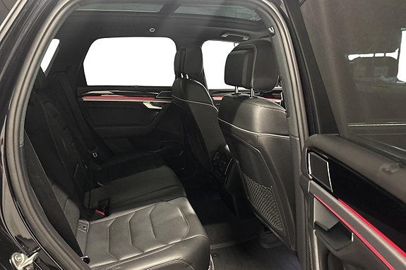 Volkswagen Touareg 22 of 30