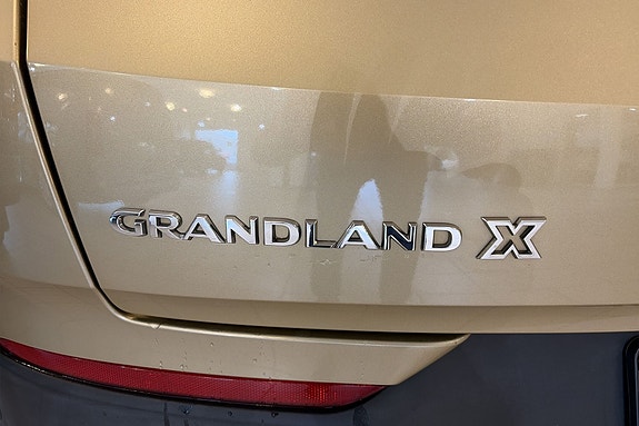 Opel Grandland X 8 of 23