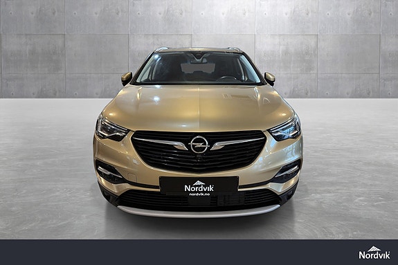 Opel Grandland X 2 of 5