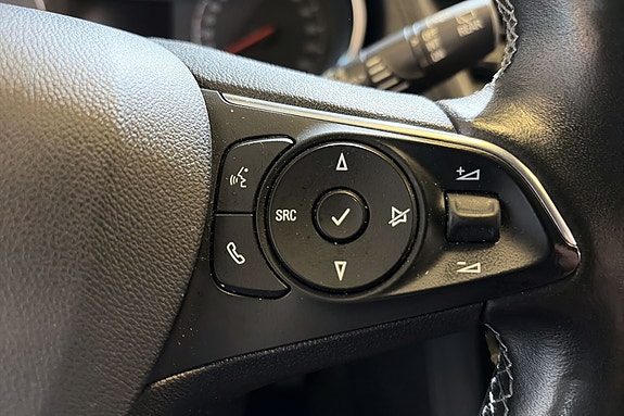 Opel Grandland X 16 of 23