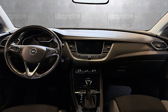 Opel Grandland X 14 of 23