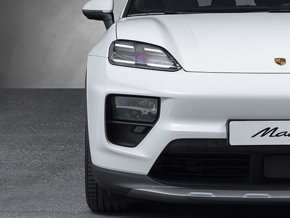 Porsche Macan 4 of 5