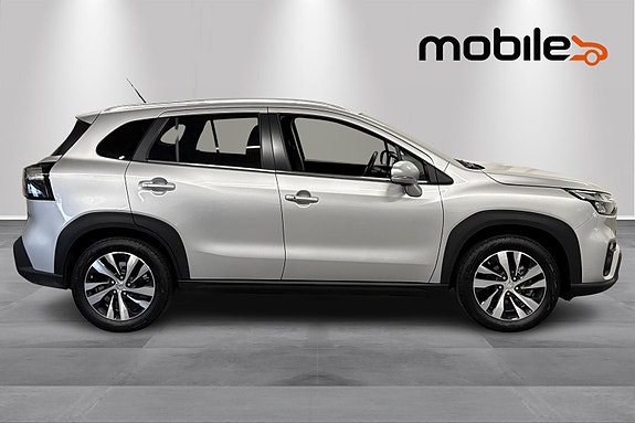 Suzuki SX4 S-Cross 2 of 5