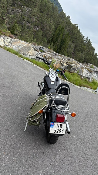 Suzuki VL 125 Intruder 5 of 5