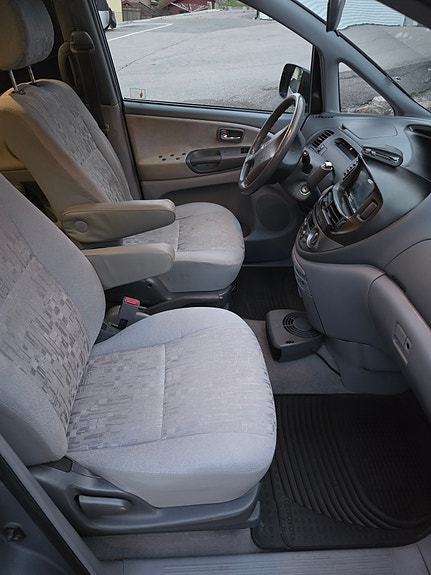 Toyota Previa 16 of 18