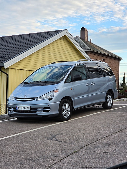 Toyota Previa 4 of 18