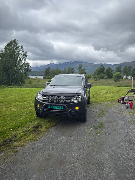 Volkswagen Amarok 3 of 5