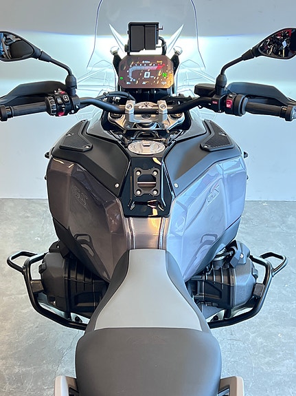 BMW R 1300 GSA Triple Black automat (ASA) - Alt utstyr! Senket + lavt sete + sidekofferter inkludert! 2 of 5