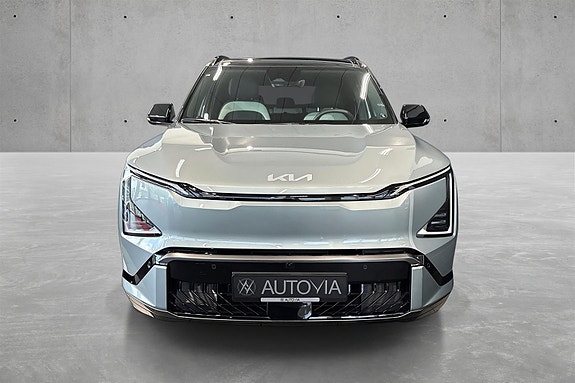 Kia EV5 2 of 5