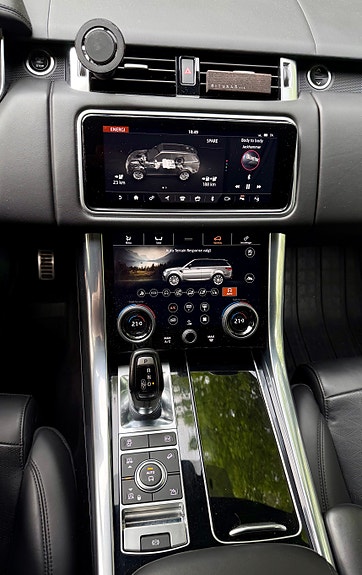 Land Rover Range Rover Sport 11 of 16