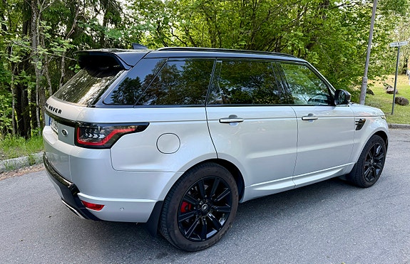 Land Rover Range Rover Sport 5 of 16