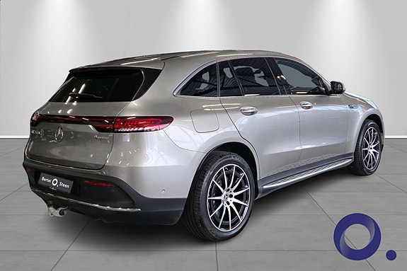 Mercedes-Benz EQC400 5 of 5