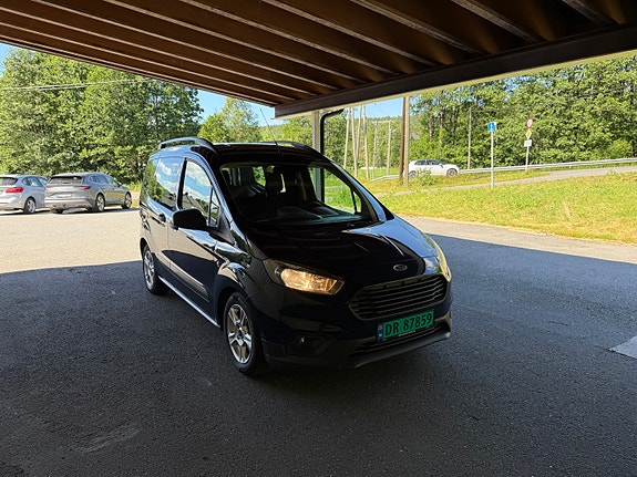 Ford Transit Courier 7 of 19