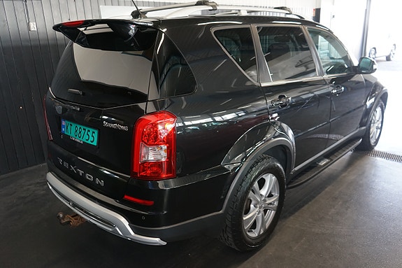 SsangYong Rexton W 3 of 15