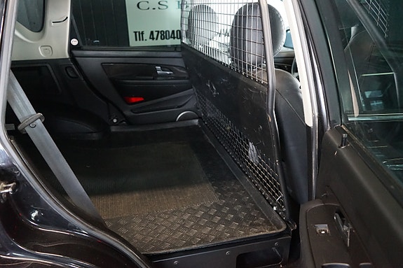 SsangYong Rexton W 11 of 15