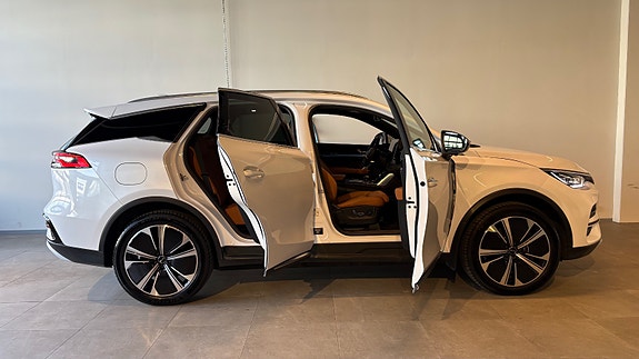 BYD Tang 10 of 30