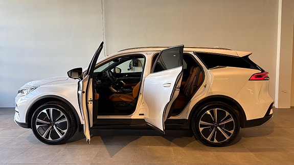BYD Tang 4 of 30