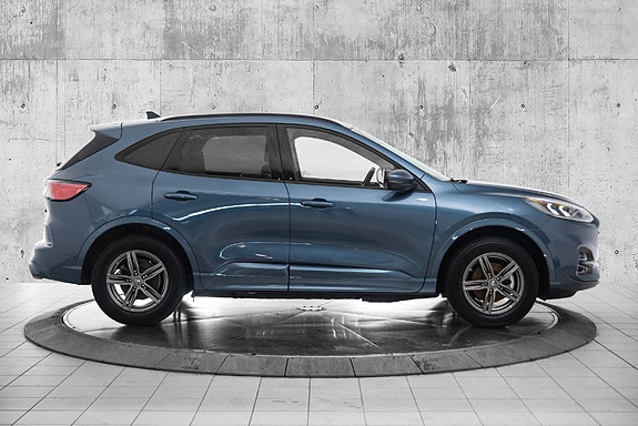Ford Kuga 6 of 25