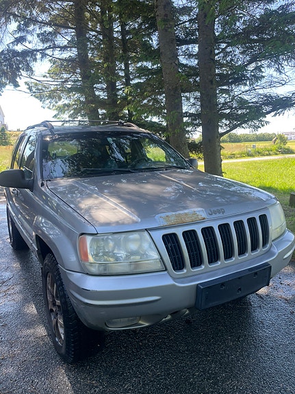 Jeep Grand Cherokee 4 of 5
