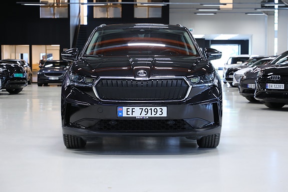 Skoda Enyaq 3 of 5