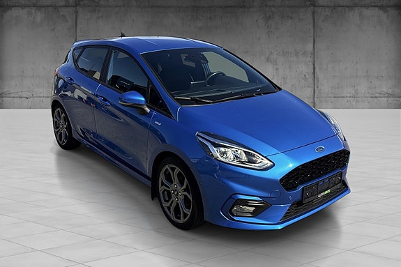 Ford Fiesta 4 of 5