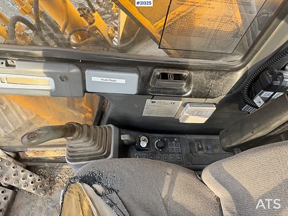 JCB JS200LC Beltegraver m/ Graveskuffe 27 of 30