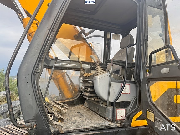 JCB JS200LC Beltegraver m/ Graveskuffe 24 of 30