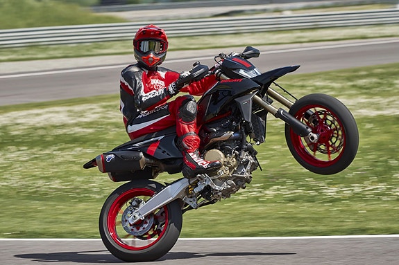 Ducati Hypermotard 698 Mono Nera / NYHET / QUICKSHIFTER / KAMPANJE 3 of 6