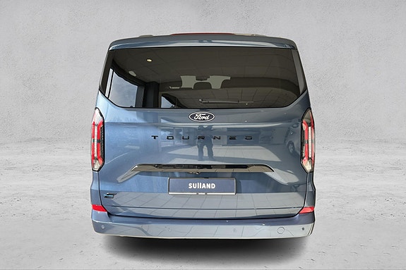 Ford Tourneo Custom 3 of 5
