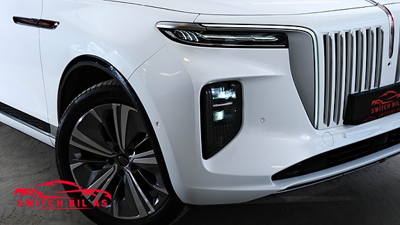 Hongqi E-HS9 3 of 5