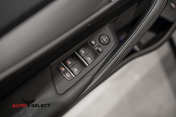 BMW 530e 25 of 30