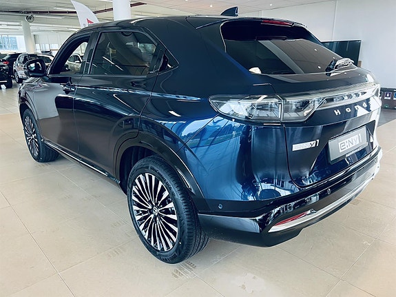 Honda e:Ny1 3 of 5