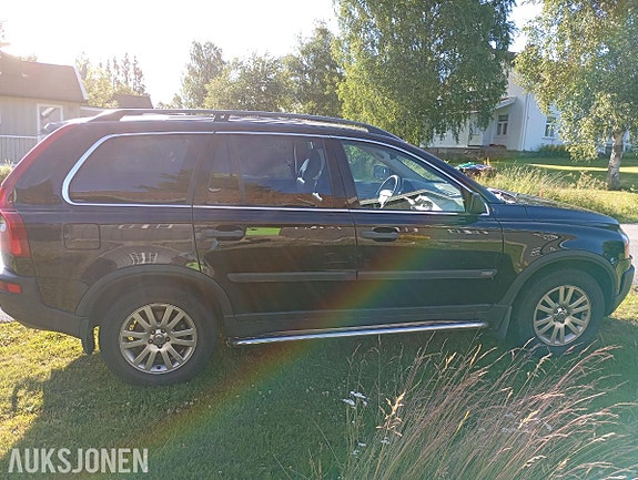 Volvo XC90 5 of 5