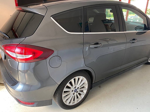 Ford C-Max 5 of 5