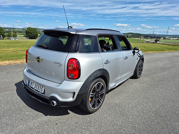 MINI Countryman Cooper SD 4 of 5